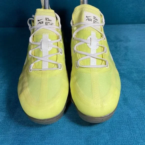 ❌SOLD❌Size 7 - Women’s Nike Air Vapormax Luminous Green shoes - Picture 5 of 9